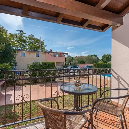 Villa Leonie With Private Pool *